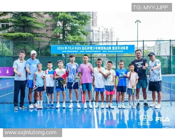 赛后复盘分析:上海网球队与深圳网球队的竞技状态与表现对比